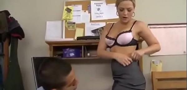  Alexis Texas fucking hard and screaming like a bitch